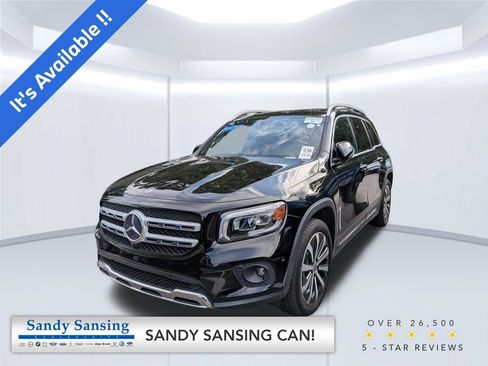 Used 2020 Mercedes-Benz GLB 250 w/ Premium Package image 1