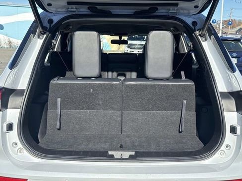 Used 2023 Mitsubishi Outlander SE image 7