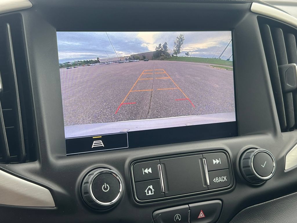 Used 2023 GMC Terrain SLE w/ Driver Convenience Package AWD/4WD image 22