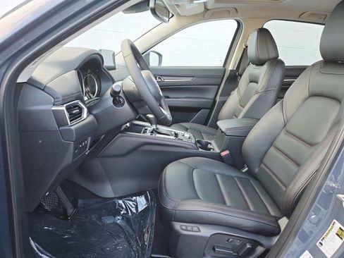 New 2025 MAZDA CX-5 Signature image 9