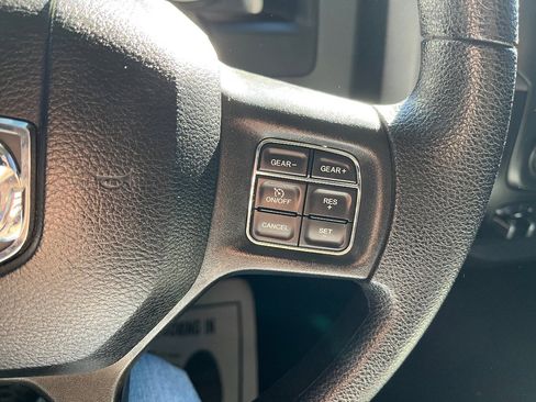 Used 2018 RAM 1500 Express w/ Express Value Package image 19