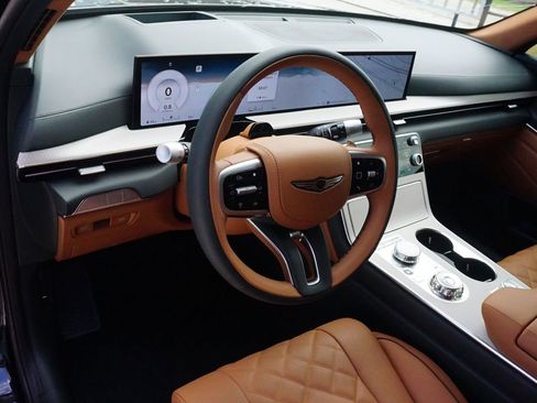 New 2025 Genesis GV80 3.5T Prestige image 16