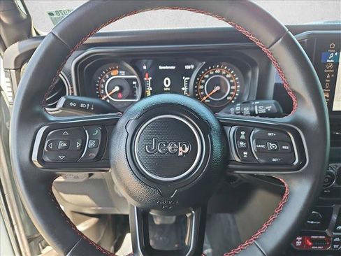 Used 2024 Jeep Wrangler Rubicon w/ Technology Group AWD/4WD image 12