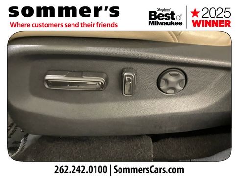 Used 2017 Honda CR-V Touring image 10