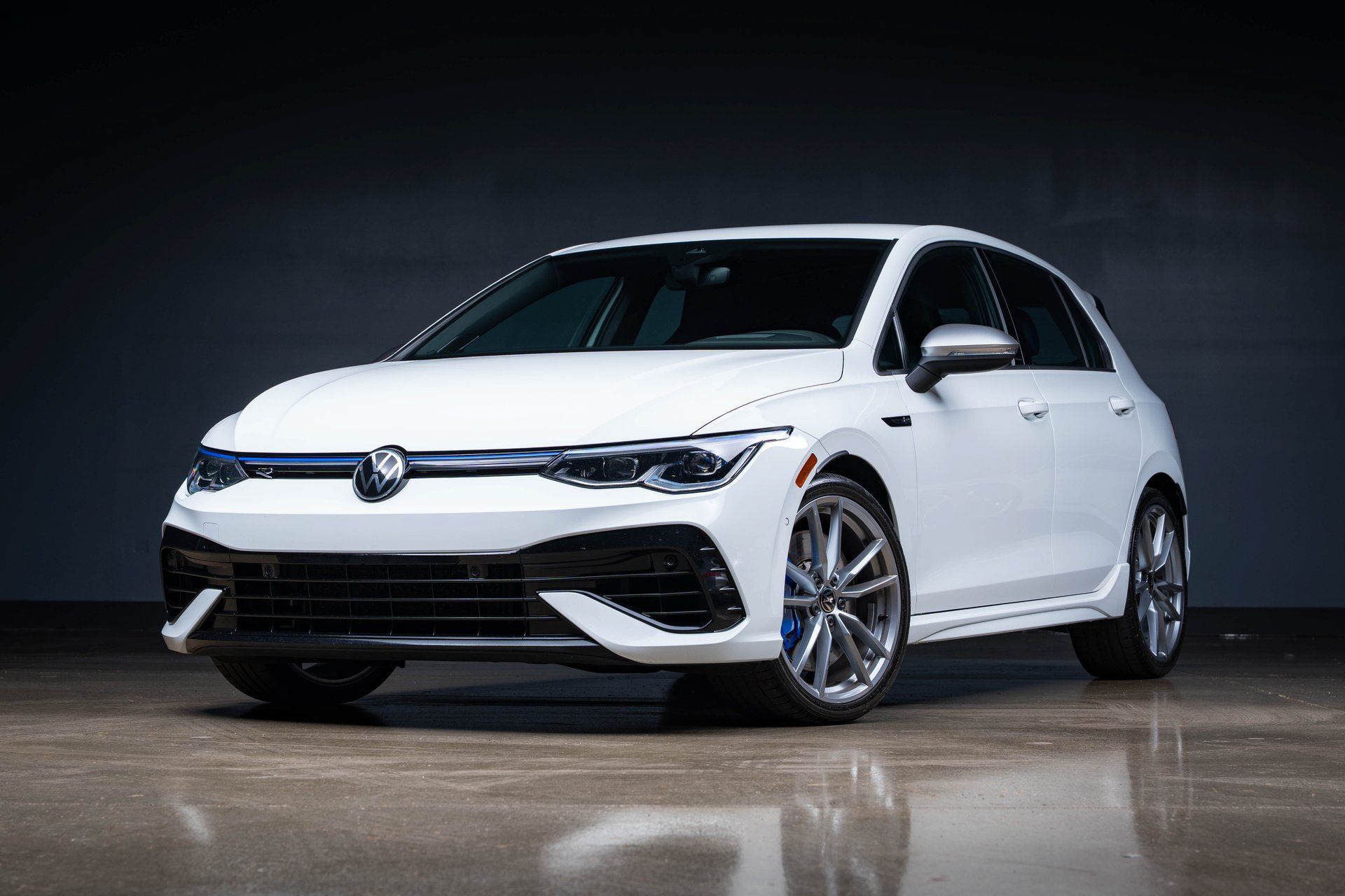 Used 2024 Volkswagen Golf R 4-Door AWD/4WD image 1
