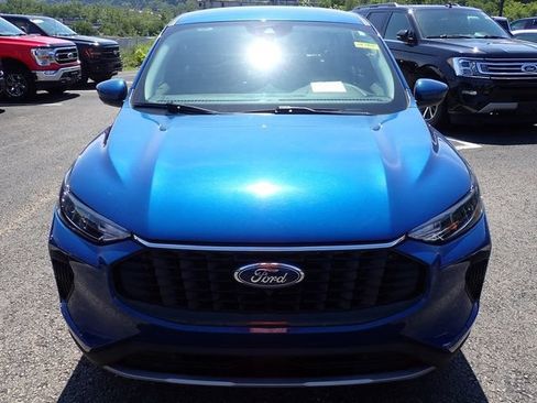 Used 2023 Ford Escape Active w/ Tech Pack #2 FWD image 12