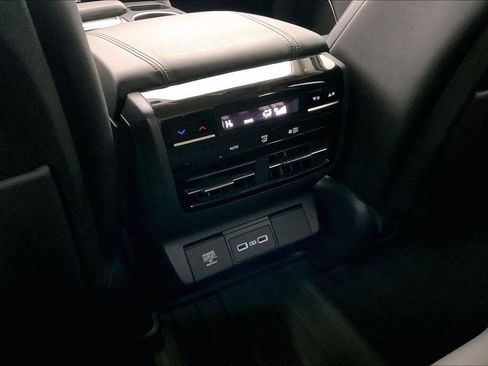 Certified 2024 Acura MDX FWD image 30