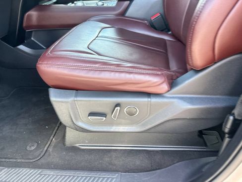 Used 2024 Ford Expedition Limited AWD/4WD image 27
