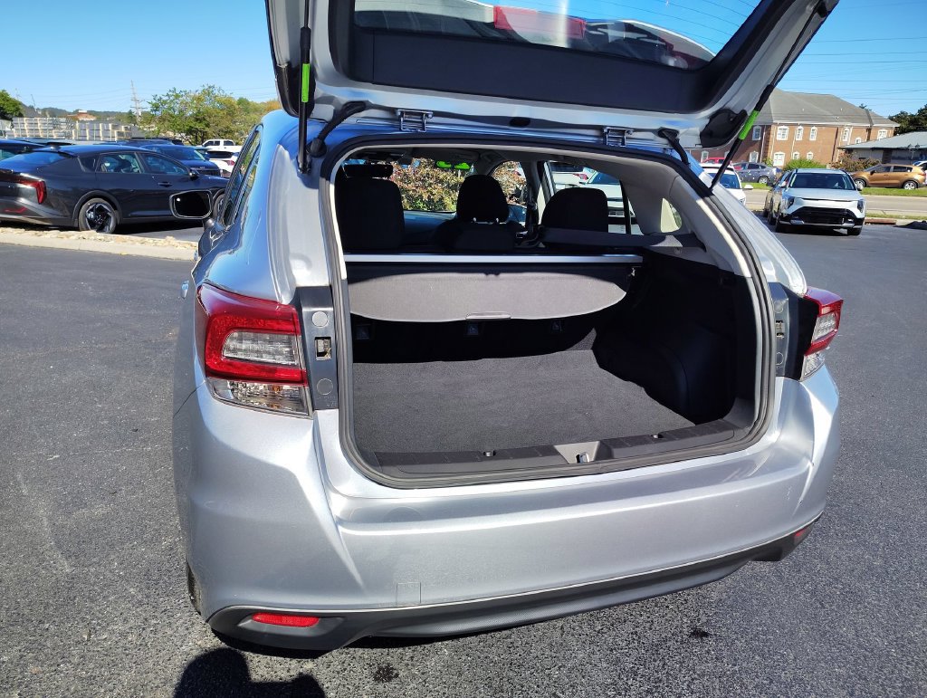 Used 2023 Subaru Impreza 2.0i AWD/4WD image 33