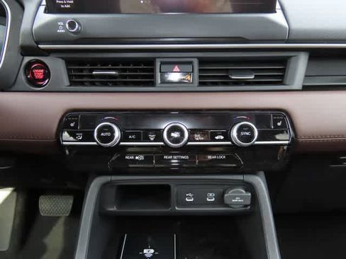 New 2026 Honda Pilot image 25