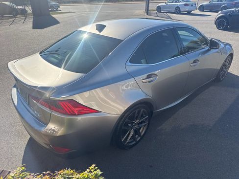 Used 2018 Lexus IS 350 F Sport w/ F Sport Package image 11