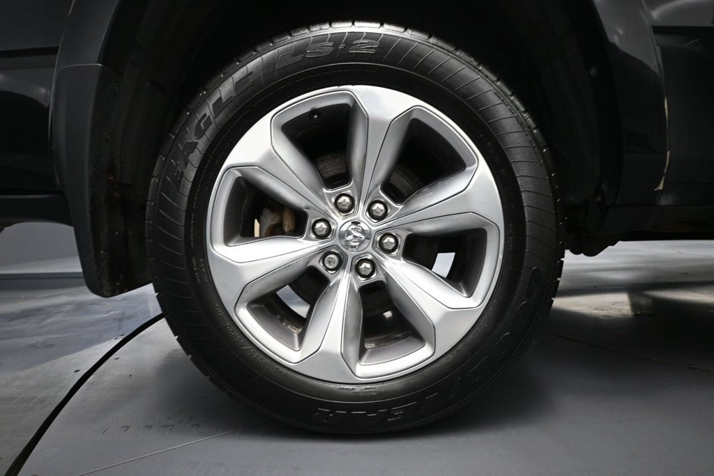 Used 2021 RAM 1500 Limited AWD/4WD image 11