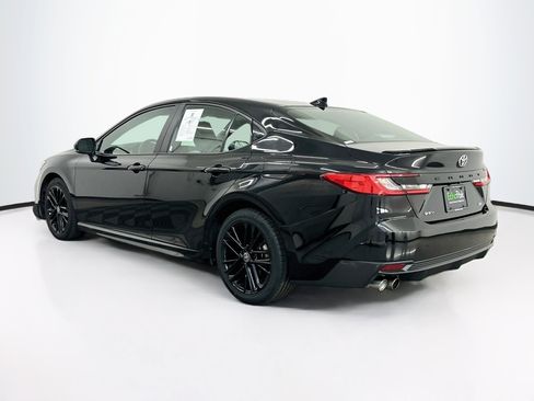 Used 2025 Toyota Camry SE FWD image 5