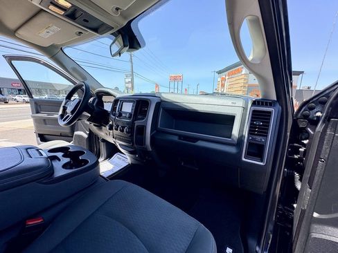 Used 2016 RAM 1500 Express AWD/4WD image 33