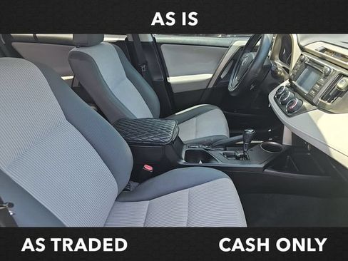 Used 2014 Toyota RAV4 LE FWD image 10