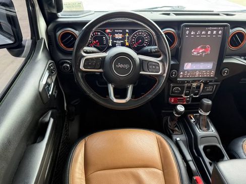 Used 2021 Jeep Gladiator Mojave AWD/4WD image 24