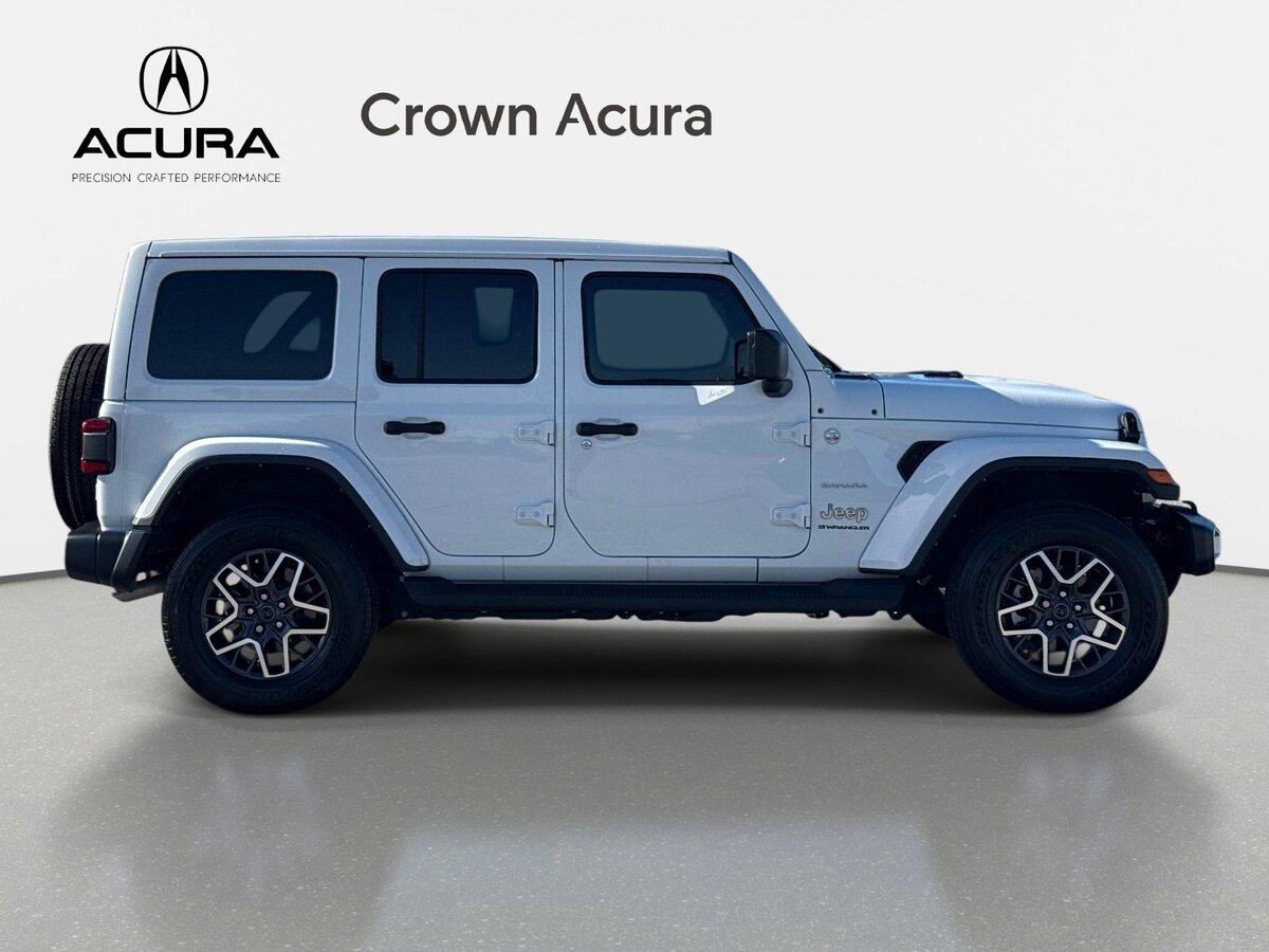 Used 2024 Jeep Wrangler Unlimited Sahara w/ Technology Group AWD/4WD image 5