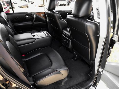 Used 2020 Nissan Armada SL w/ Premium Package image 42