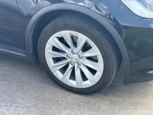 Used 2018 Tesla Model X 75D AWD/4WD image 4