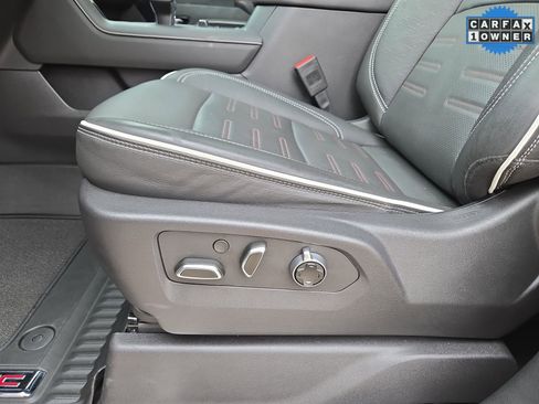 Used 2025 GMC Sierra 1500 AT4X image 17