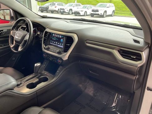 Used 2019 GMC Acadia SLT AWD/4WD image 17