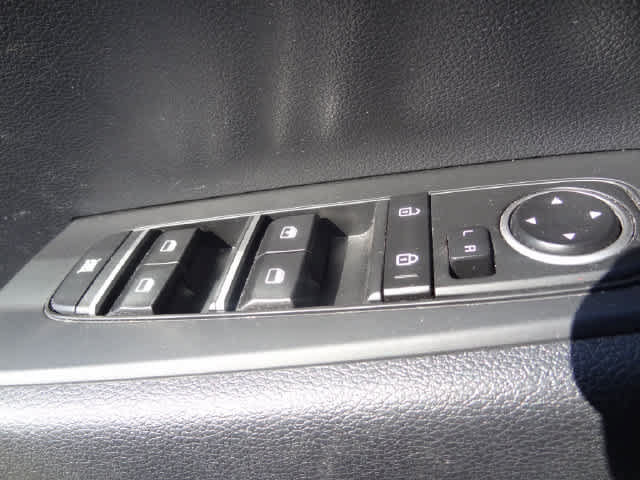 Used 2024 Kia Forte LXS FWD image 7