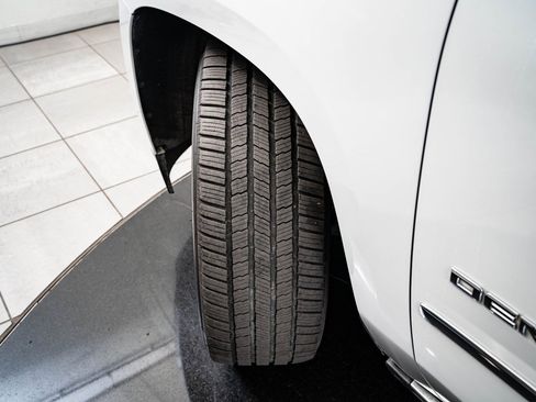 Used 2019 GMC Yukon Denali w/ Denali Ultimate Package image 52