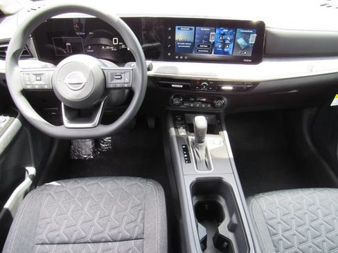 New 2026 Nissan Kicks SV w/ SV Premium Package FWD image 11