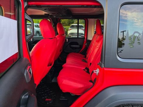 Used 2018 Jeep Wrangler Unlimited Sport S image 17
