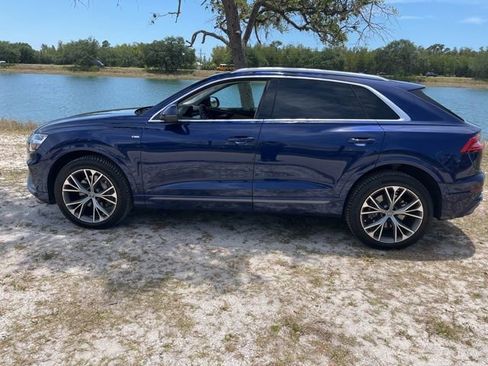 Used 2020 Audi Q8 Premium Plus AWD/4WD image 2