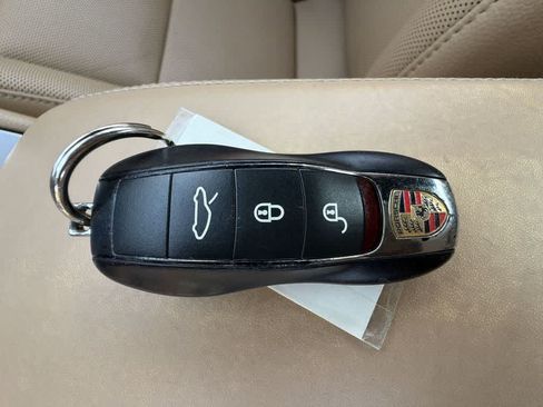 Used 2017 Porsche 911 Carrera RWD image 28