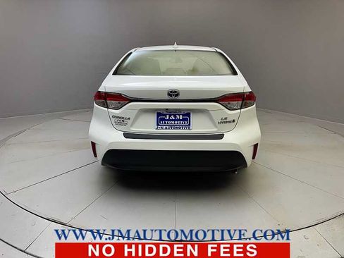 Used 2023 Toyota Corolla LE w/ LE Convenience Package FWD image 4