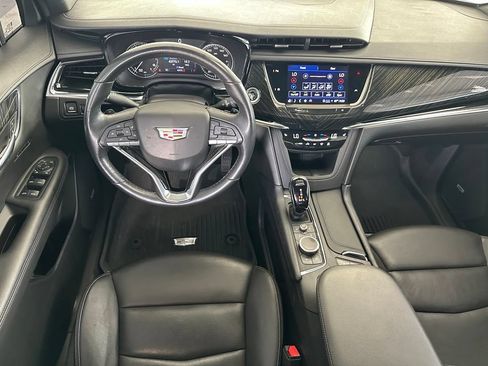 Used 2022 Cadillac XT6 Premium Luxury FWD image 13