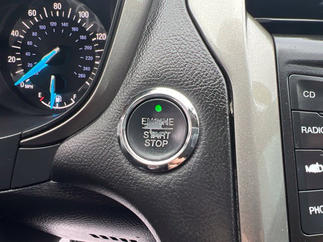 Used 2017 Ford Fusion SE FWD image 28
