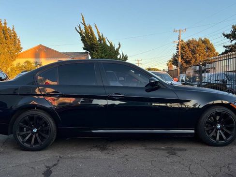 Used 2011 BMW 328i Sedan w/ Premium Pkg image 8