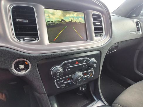 Used 2023 Dodge Charger SXT RWD image 18