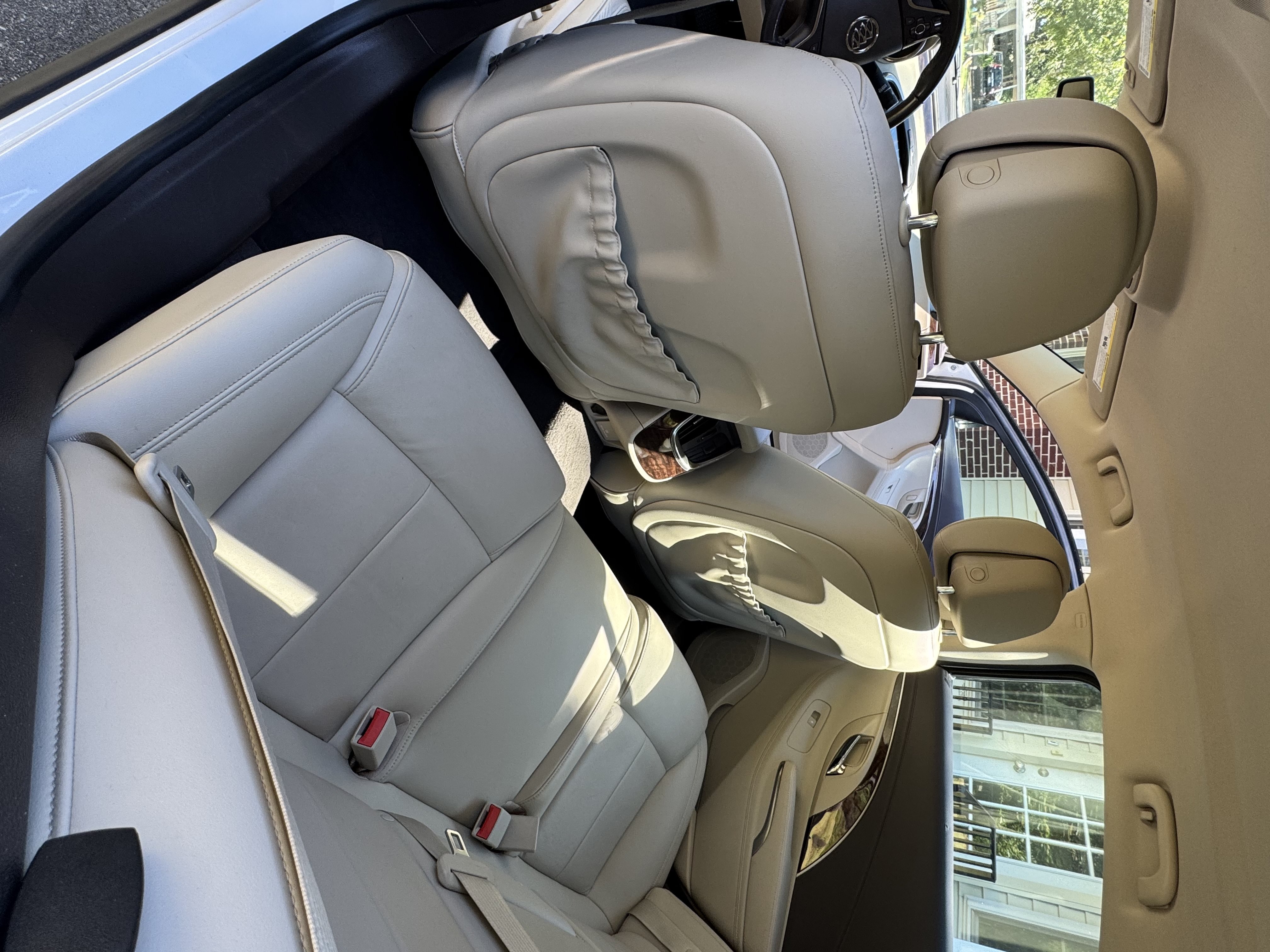 Used 2014 Buick LaCrosse Leather FWD image 38