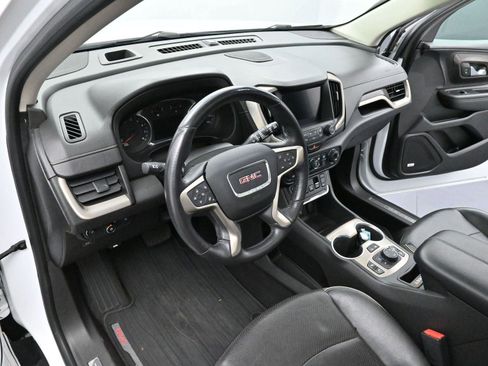 Used 2018 GMC Terrain Denali w/ Advanced Safety Package image 16