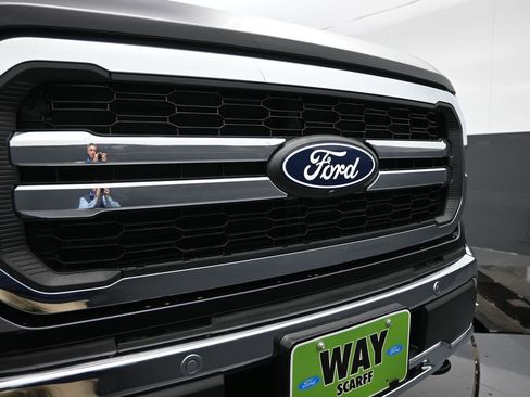 New 2025 Ford F150 Lariat w/ Equipment Group 502A High image 15