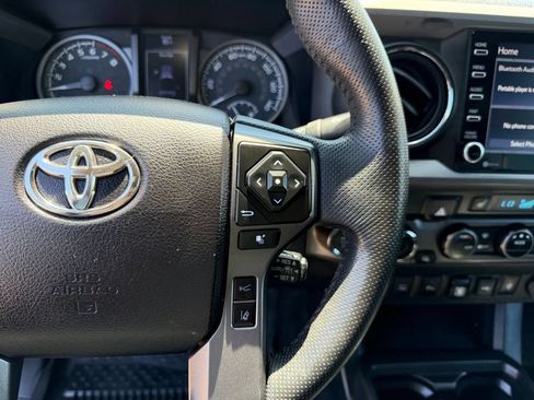 Used 2021 Toyota Tacoma TRD Sport w/ TRD Premium Sport Package AWD/4WD image 18
