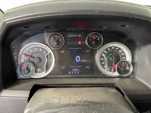 Used 2015 RAM 3500 Laramie w/ Convenience Group image 4