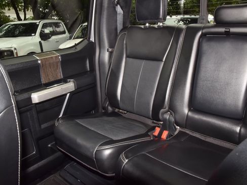 Used 2020 Ford F250 Lariat w/ Tremor Off-Road Package AWD/4WD image 19