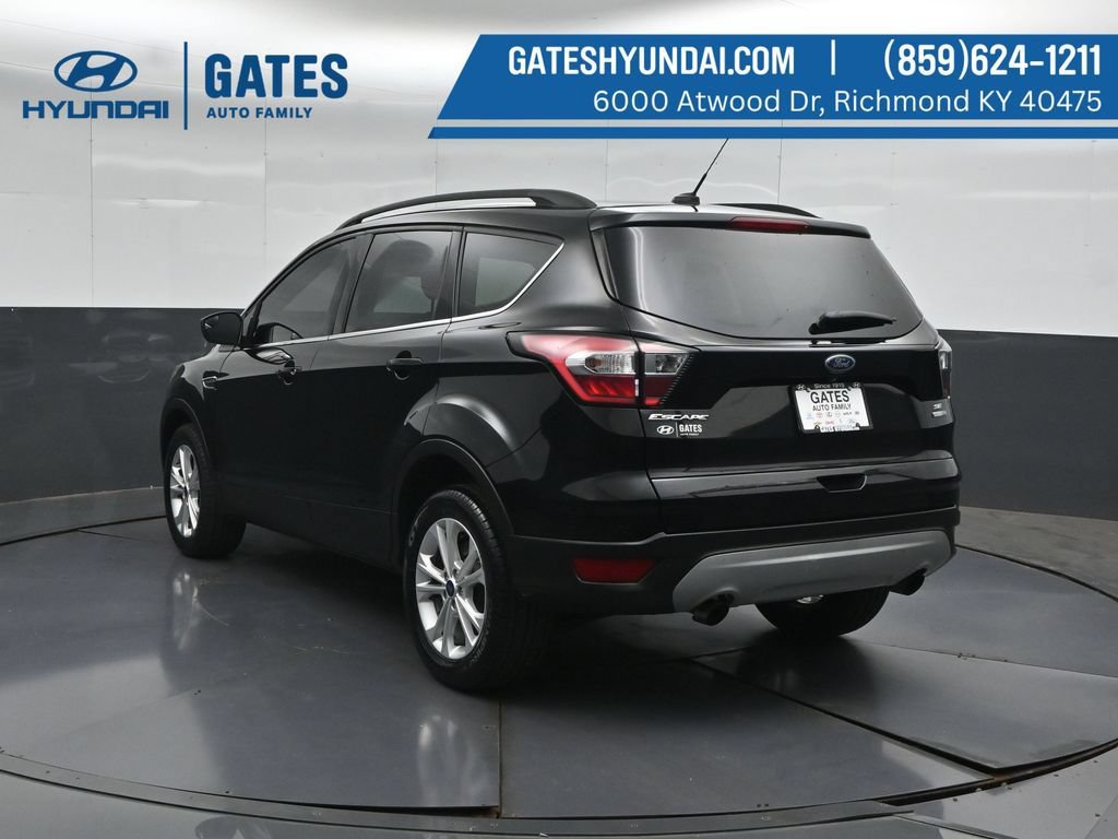Used 2018 Ford Escape SE AWD/4WD image 8