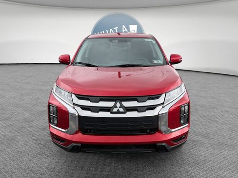 Used 2026 Mitsubishi Outlander Sport SE AWD/4WD image 2