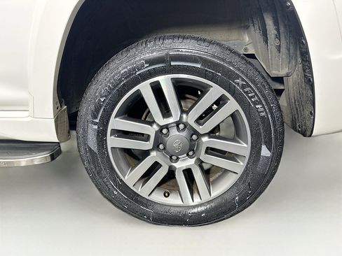 Used 2023 Toyota 4Runner TRD Sport image 11