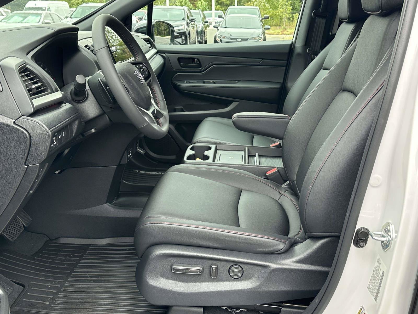 New 2027 Honda Odyssey Sport-L image 4
