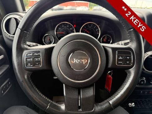 Used 2015 Jeep Wrangler Sahara w/ Dual Top Group AWD/4WD image 16
