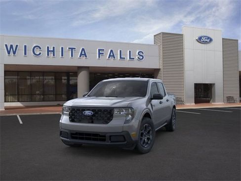 New 2026 Ford Maverick XLT image 2