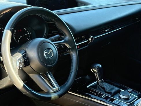 Used 2024 MAZDA CX-30 AWD 2.5 S w/ Premium Package image 18