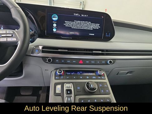 Certified 2023 Hyundai Palisade SEL w/ Premium Package AWD/4WD image 21